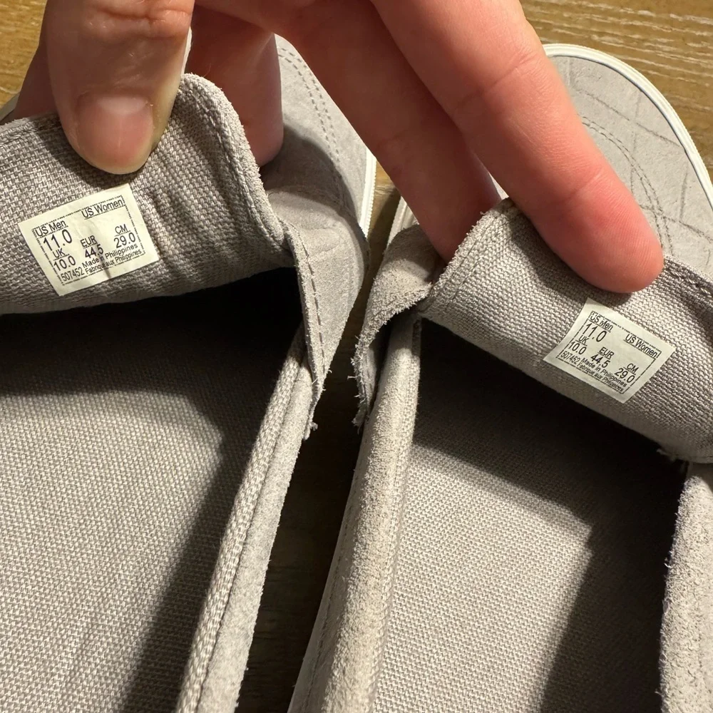 👟 Vans Embossed Grey Suede Slip-On‎ Shoes Men’s 11 🐊✨